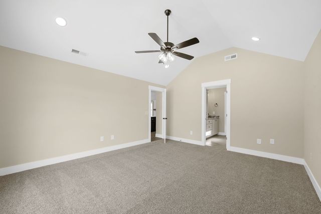 1888 Flats Road, Cunningham, TN 37052