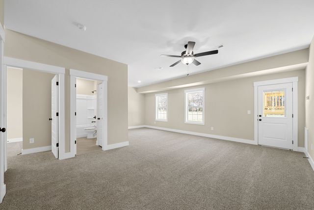 1888 Flats Road, Cunningham, TN 37052