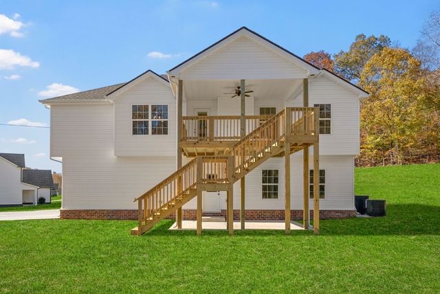 1888 Flats Road, Cunningham, TN 37052