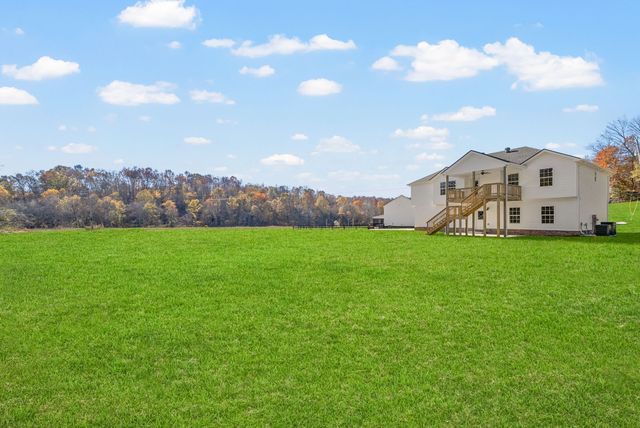 1888 Flats Road, Cunningham, TN 37052