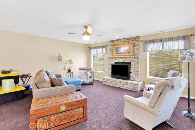 24040 Cuyama, Apple Valley, CA 92307