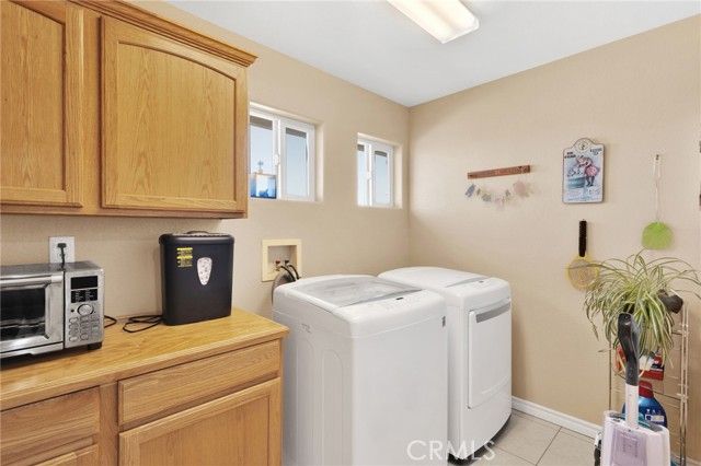 24040 Cuyama, Apple Valley, CA 92307