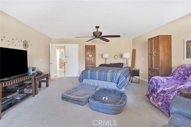24040 Cuyama, Apple Valley, CA 92307