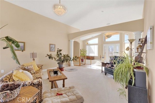 24040 Cuyama, Apple Valley, CA 92307