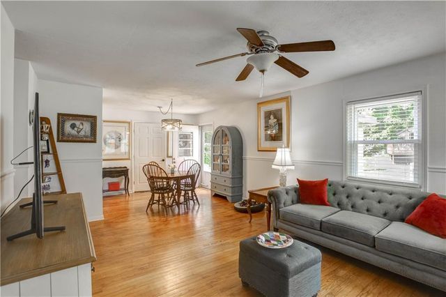 48 Trina Avenue NE, Kennesaw, GA 30144