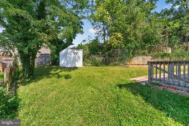 1807 NOVA AVE, Capitol Heights, MD 20743