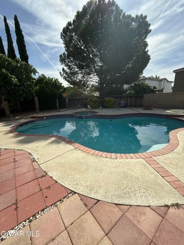39331 Thames Court, Palmdale, CA 93551