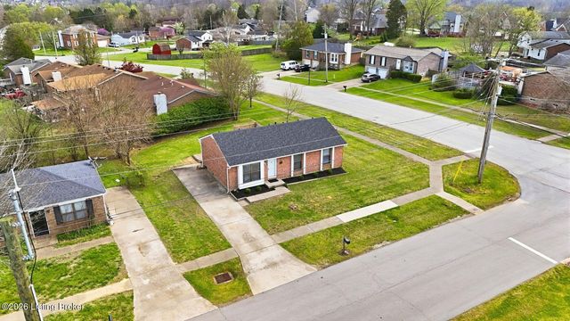 4319 Chenwood Ln, Louisville, KY 40299