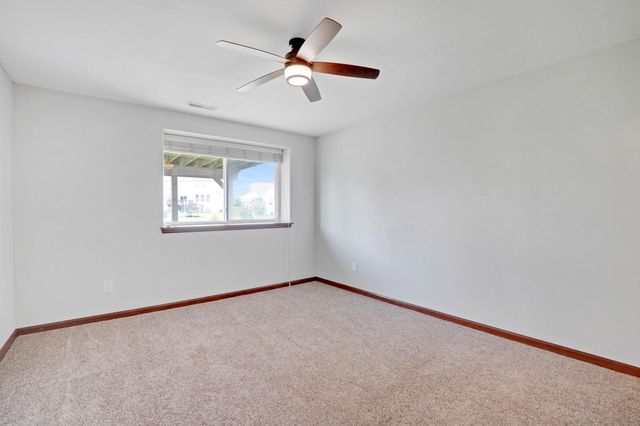 2607 Feather Run Trail, Cedar Falls, IA 50613