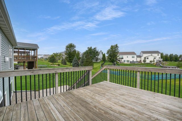 2607 Feather Run Trail, Cedar Falls, IA 50613