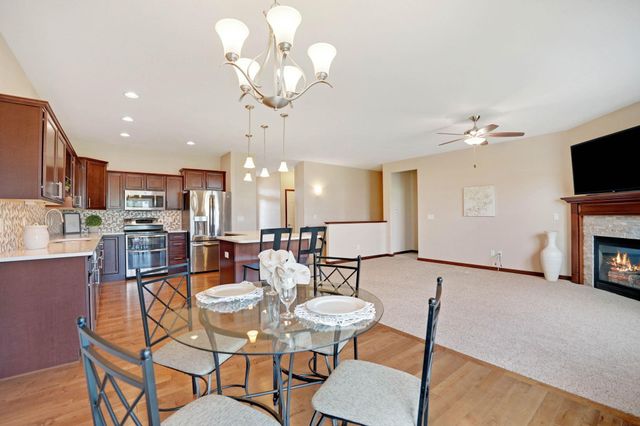2607 Feather Run Trail, Cedar Falls, IA 50613