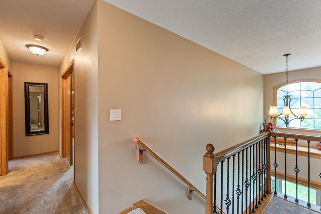 144 56th Street, West Des Moines, IA 50266
