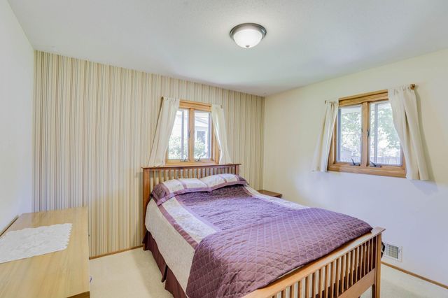 219 104th Lane NW, Coon Rapids, MN 55448