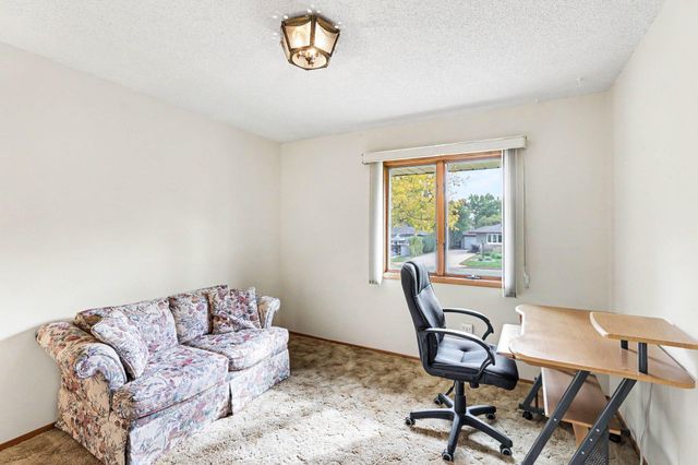 219 104th Lane NW, Coon Rapids, MN 55448