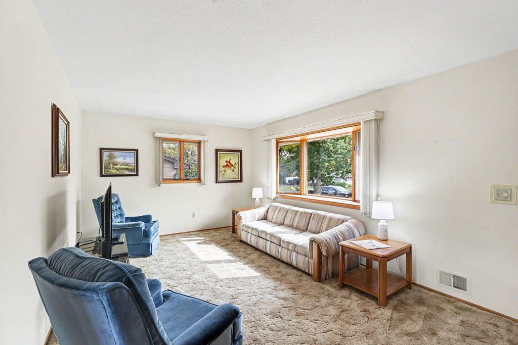 219 104th Lane NW, Coon Rapids, MN 55448 — photo 2