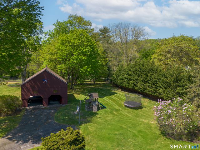 40 Hill Brook Lane, Fairfield, CT 06824