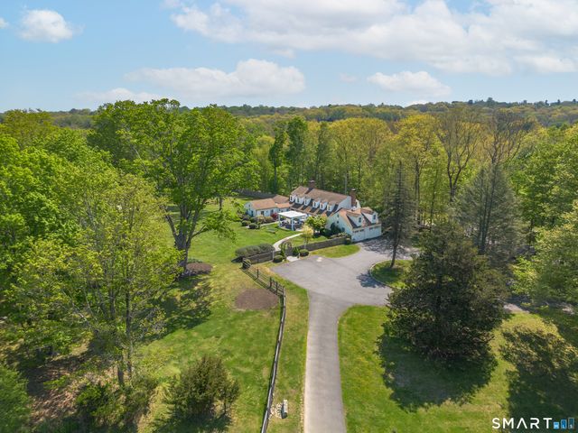 40 Hill Brook Lane, Fairfield, CT 06824