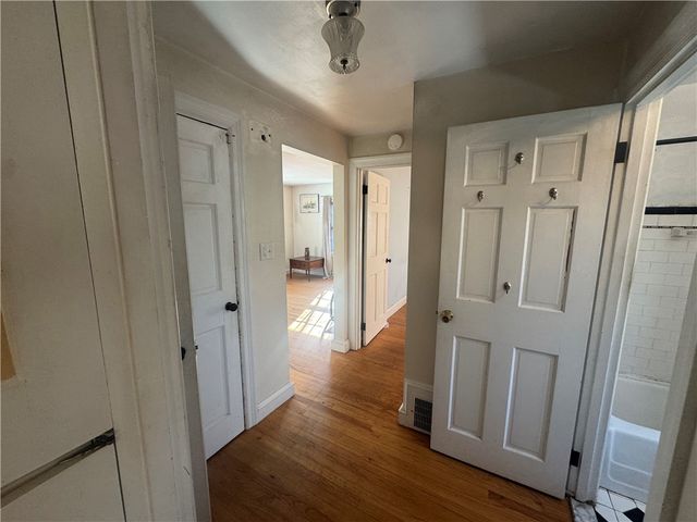 15 Link Street, Warwick, RI 02886