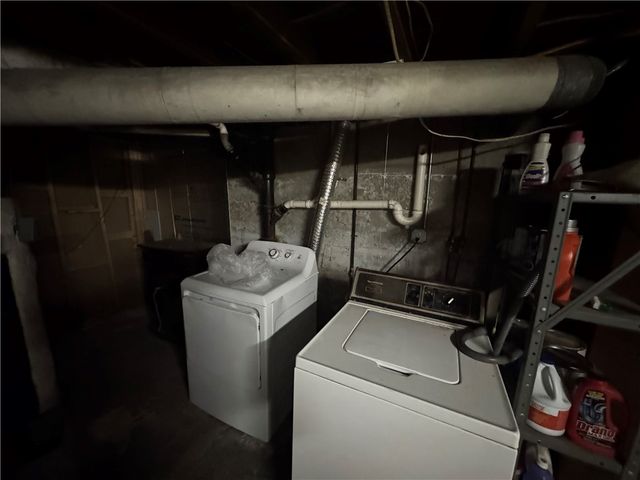 15 Link Street, Warwick, RI 02886