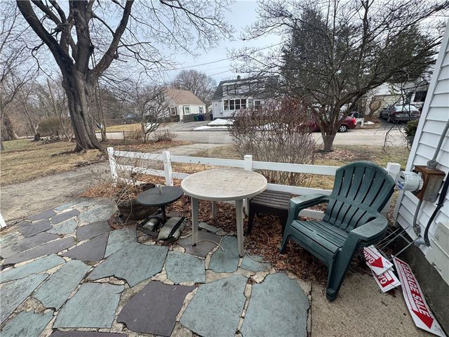 15 Link Street, Warwick, RI 02886