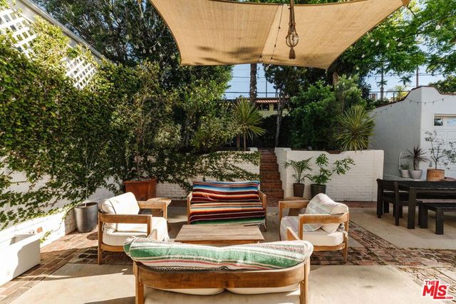 2656 Glendale Boulevard, Los Angeles, CA 90039