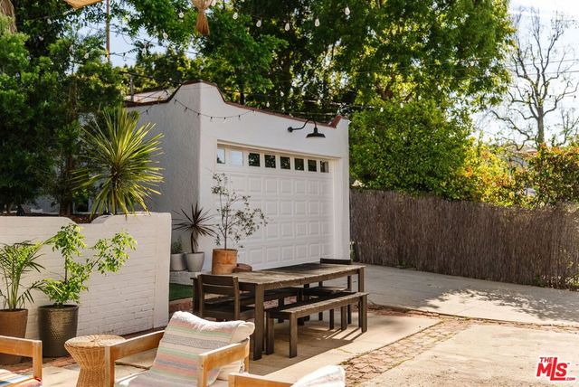 2656 Glendale Boulevard, Los Angeles, CA 90039