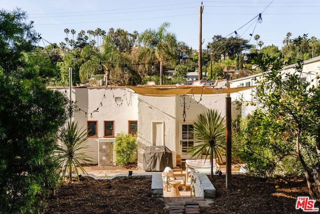 2656 Glendale Boulevard, Los Angeles, CA 90039