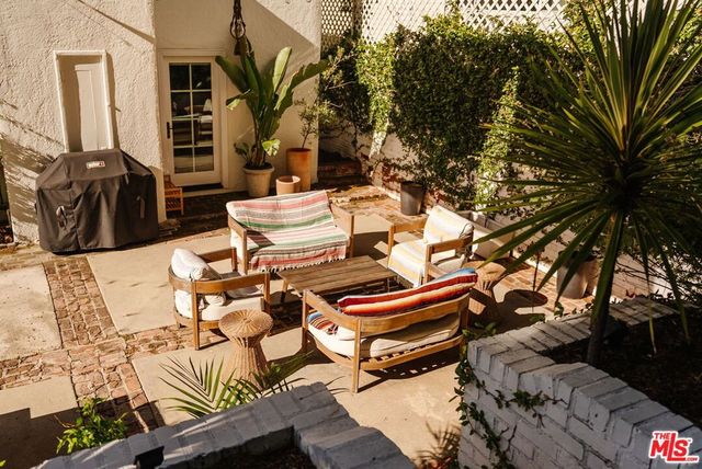 2656 Glendale Boulevard, Los Angeles, CA 90039