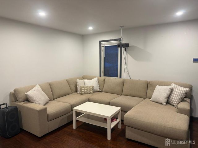 3220 Park Avenue, South Plainfield, NJ 07080