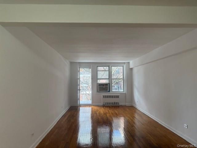 62-59 108 Street 3J, Forest Hills, NY 11375