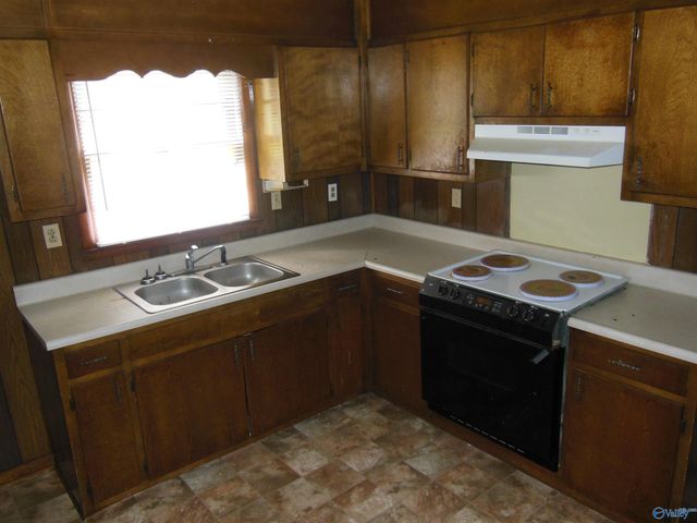 3814 Timwood Drive NW, Huntsville, AL 35810