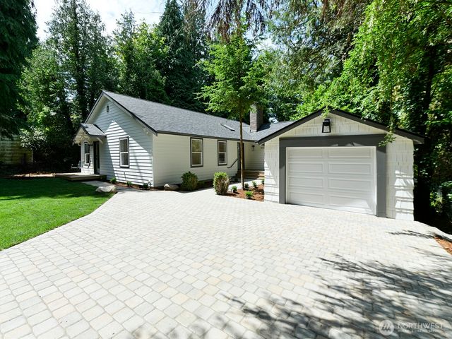 8529 29th Avenue NW, Seattle, WA 98117