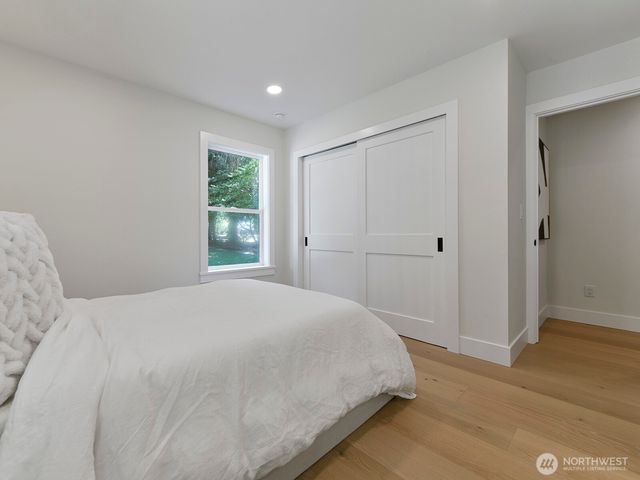 8529 29th Avenue NW, Seattle, WA 98117