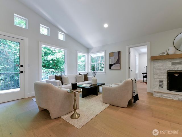 8529 29th Avenue NW, Seattle, WA 98117