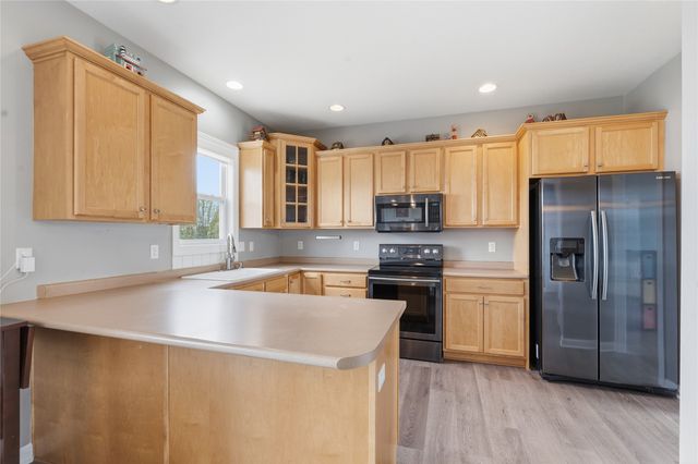 4206 NW 2nd Court, Ankeny, IA 50023