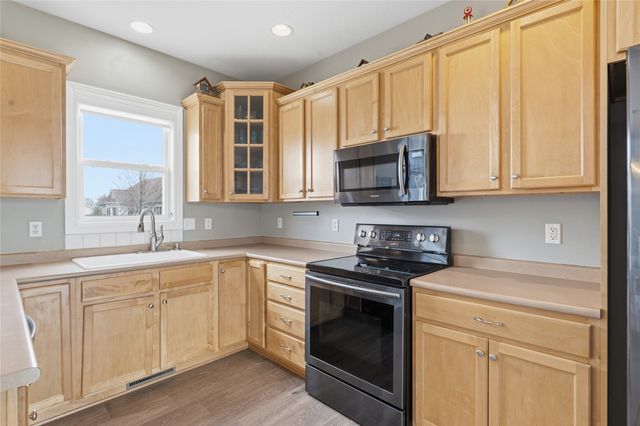 4206 NW 2nd Court, Ankeny, IA 50023