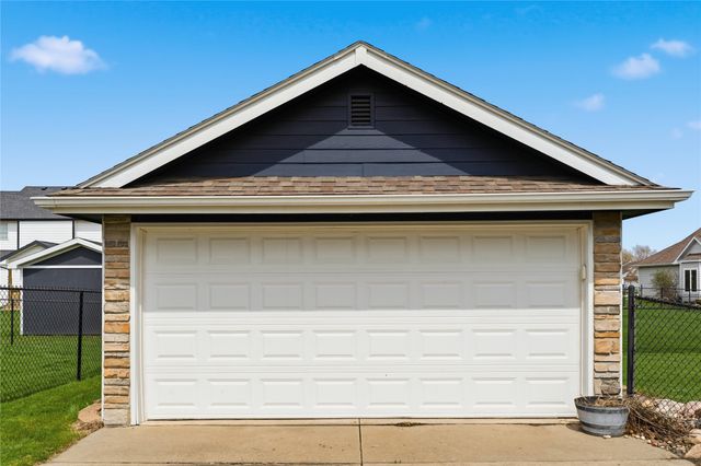 4206 NW 2nd Court, Ankeny, IA 50023