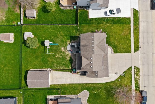 4206 NW 2nd Court, Ankeny, IA 50023