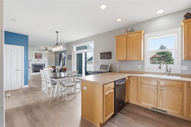 4206 NW 2nd Court, Ankeny, IA 50023