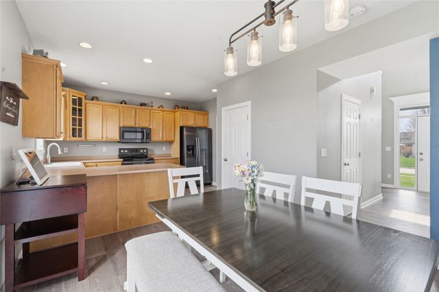 4206 NW 2nd Court, Ankeny, IA 50023