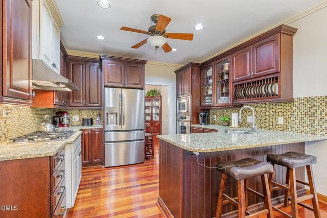 6724 Glen Forrest Drive, Chapel Hill, NC 27517