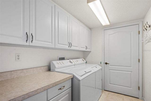 200 121ST AVENUE 103, Treasure Island, FL 33706