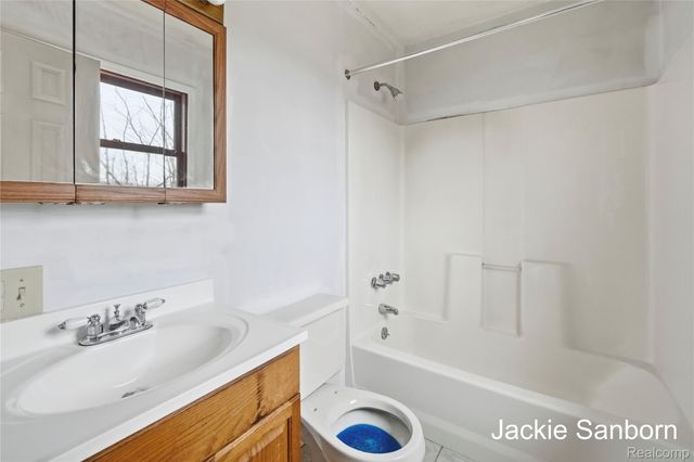 7069 N Moe Road, Thornapple Township, MI 49333