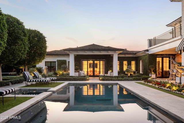 5915 E Calle Del Sud --, Phoenix, AZ 85018