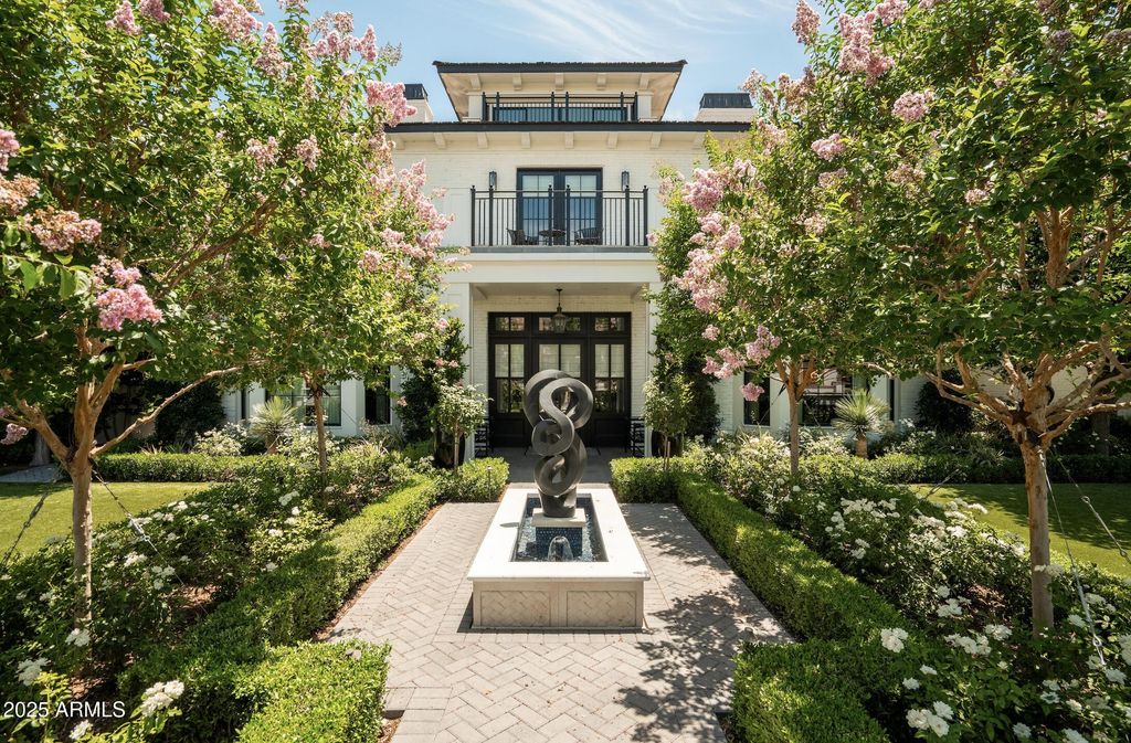 5915 E Calle Del Sud --, Phoenix, AZ 85018