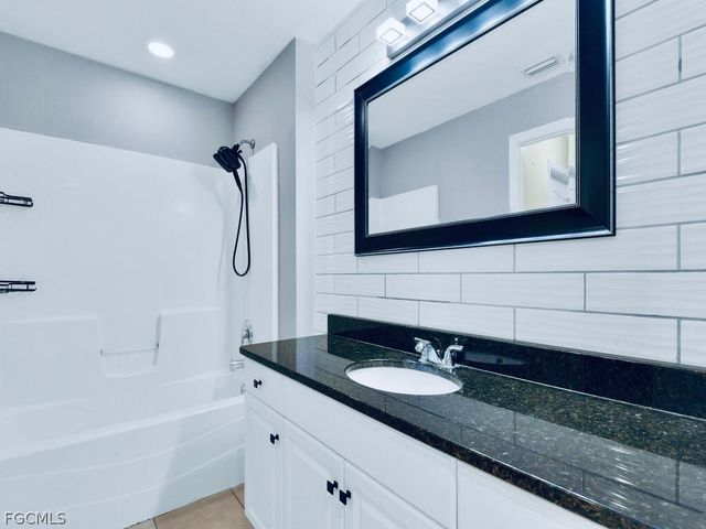 2602 15th ST SW, Lehigh Acres, FL 33976