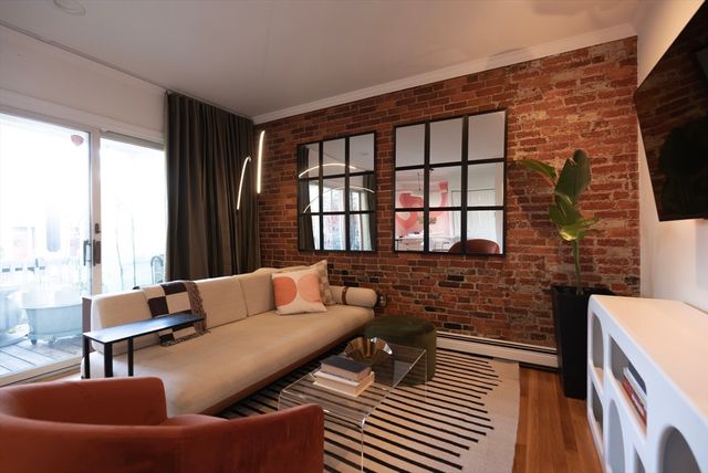 449 West 2nd 2, Boston, MA 02127