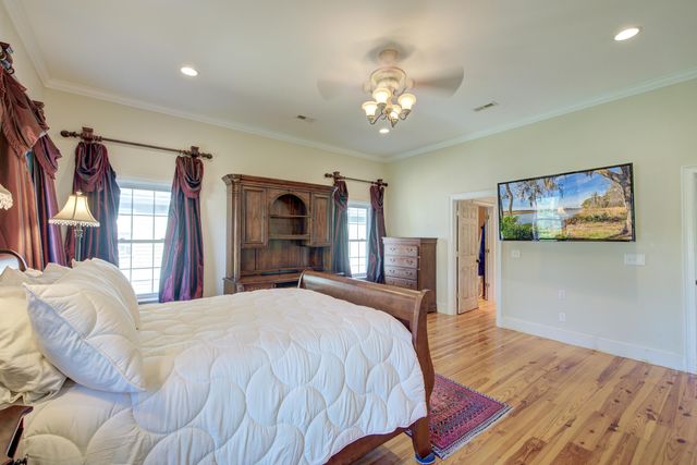 731 York Street, Mount Pleasant, SC 29464