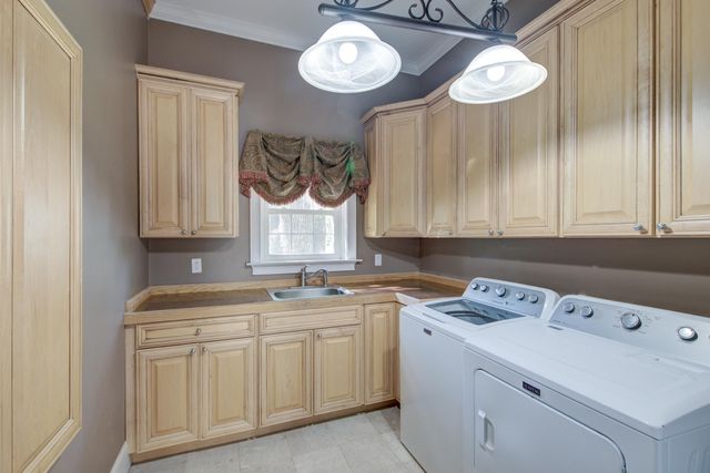 731 York Street, Mount Pleasant, SC 29464