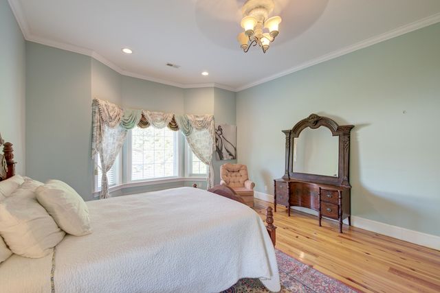 731 York Street, Mount Pleasant, SC 29464